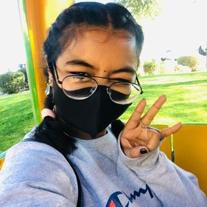 Meet your Posher, Hasini